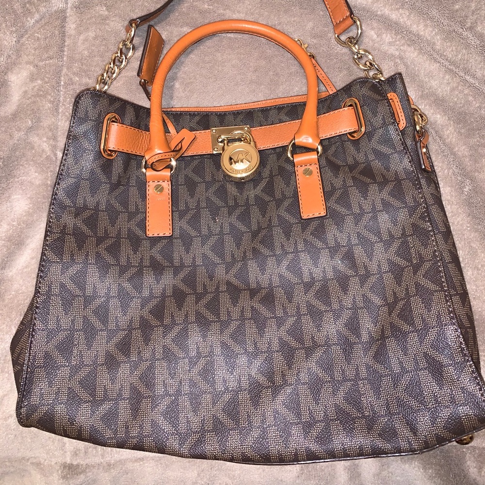 Micheal Khors Handbag